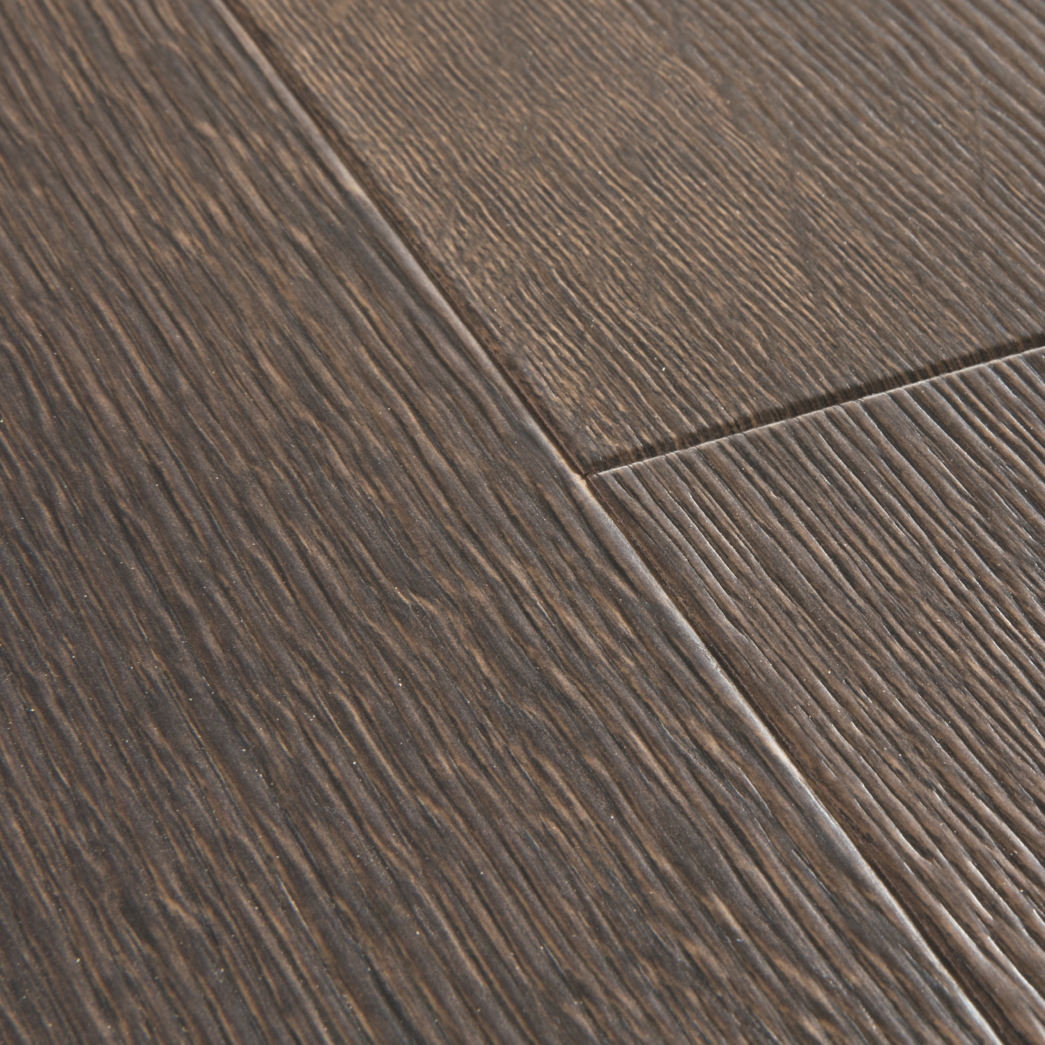 Quick-Step Majestic MJ3553 Дуб пустынный шлифованный темно-коричневый