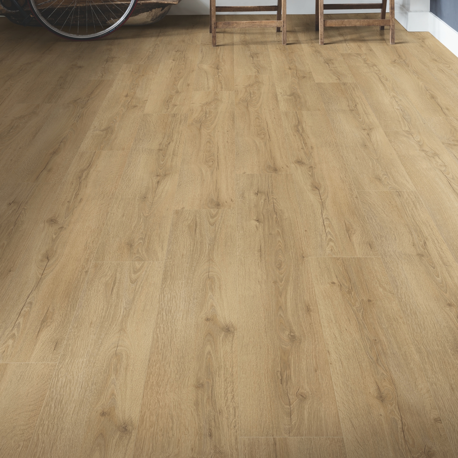 Quick-Step Classic Plus Hydro CLH 4085 Дуб натуральный рустикальный